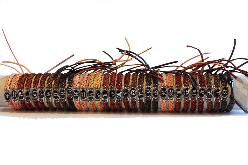 NARUKVICE OD KOŽE SA ZNAKOVIMA ZODIJAKA