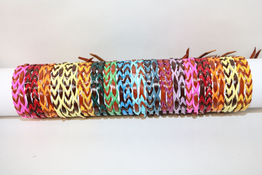 NARUKVICE OD KOŽE / PLETENE U BOJI