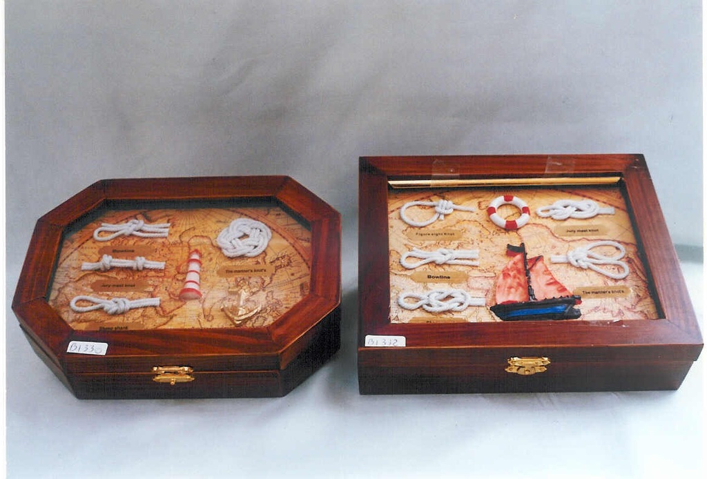 DRVENA KUTIJA SA SLIKOM 15x22 cm A 15x21 cm 