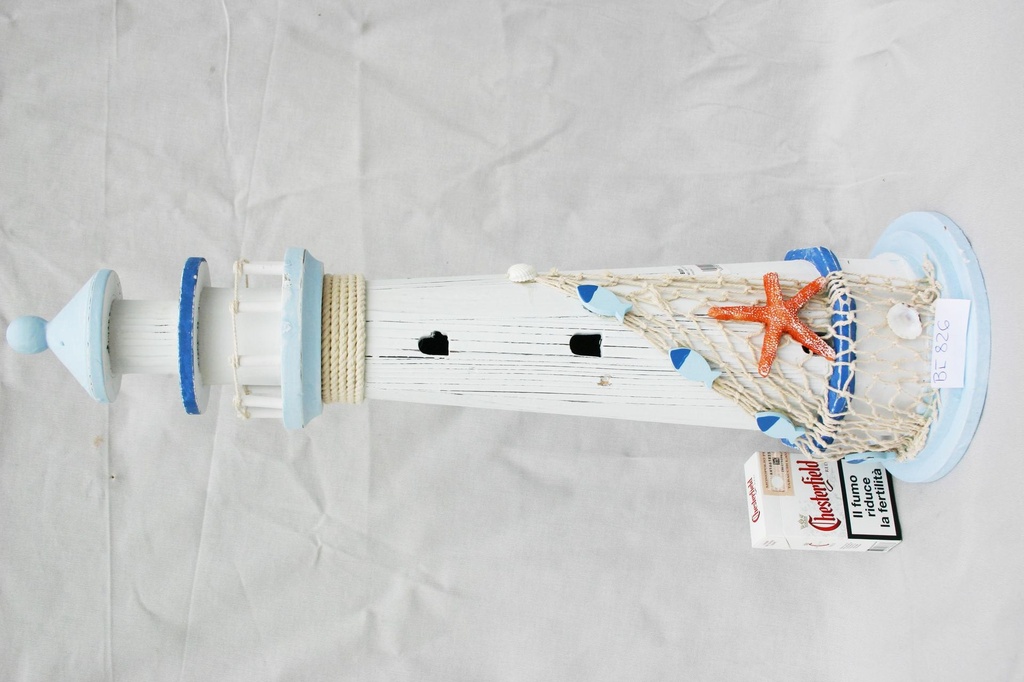 DRVENI SVJETIONIK 52x16x16 