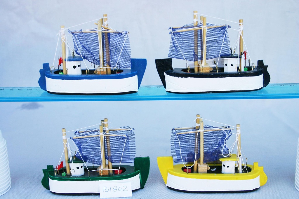 DRVENA RIBARICA CM 12  / 6 BOJA