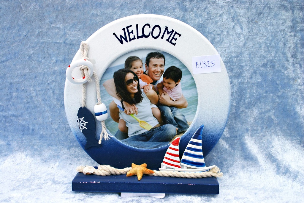 DRVENI OKVIR ZA SLIKU  16 CM 