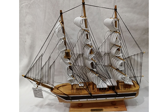 DRVENI BROD  50*46*10 