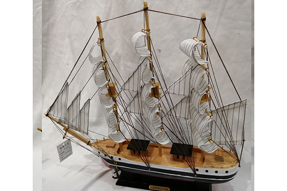 DRVENI BROD  50*46*10 