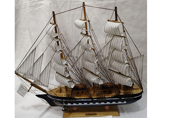 DRVENI BROD  50*46*10 