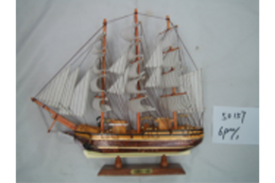 DRVENI BROD  50*9*43 