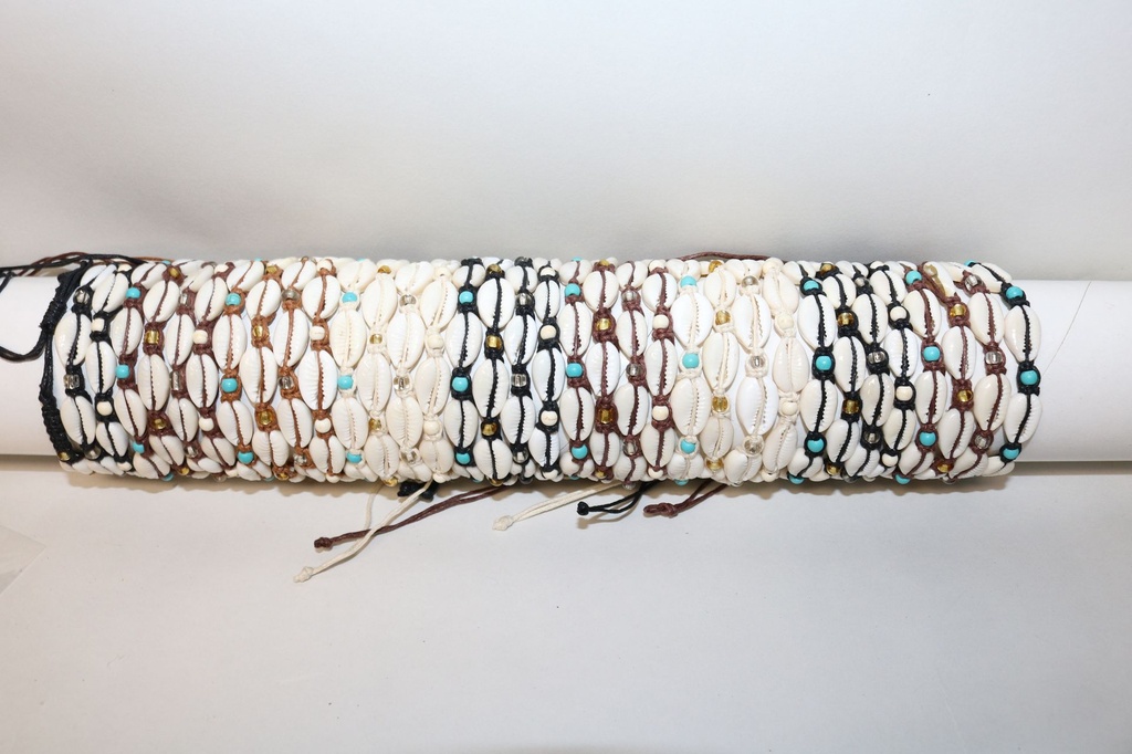 NARUKVICA OD ŠKOLJKI