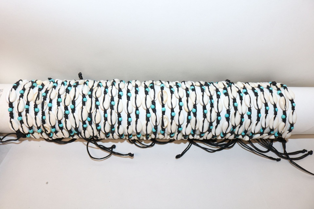 NARUKVICA OD ŠKOLJKI