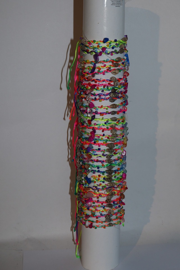 NARUKVICA OD ŠKOLJKI