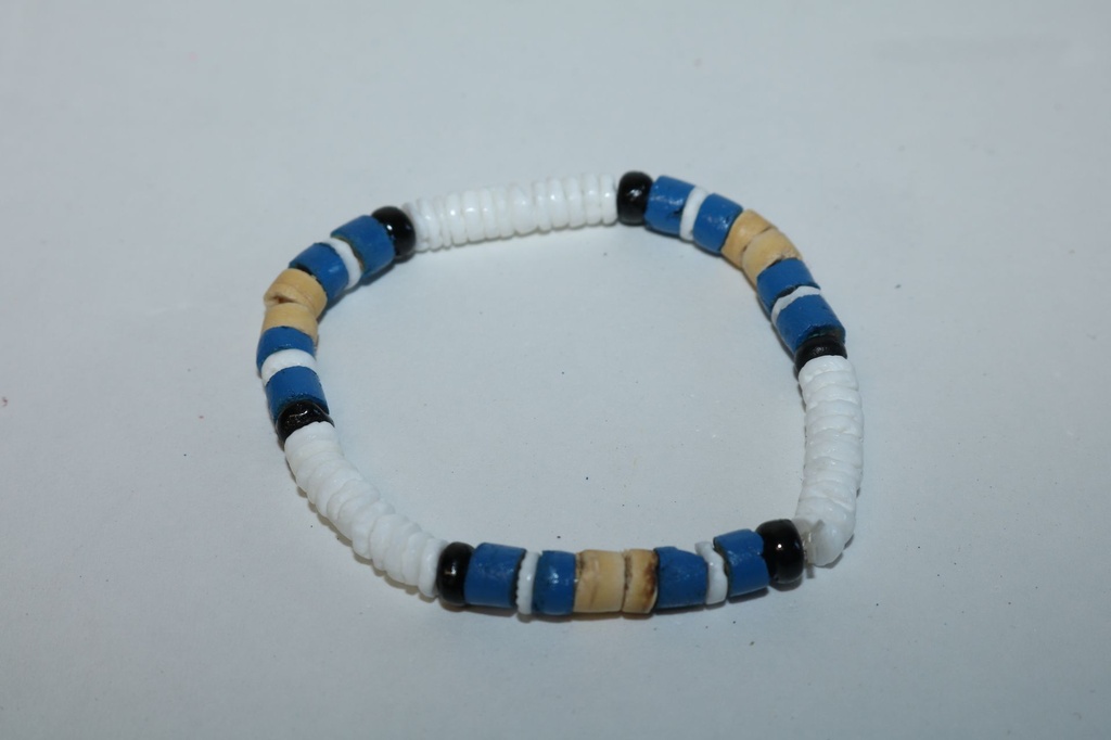 NARUKVICA OD ŠKOLJKI