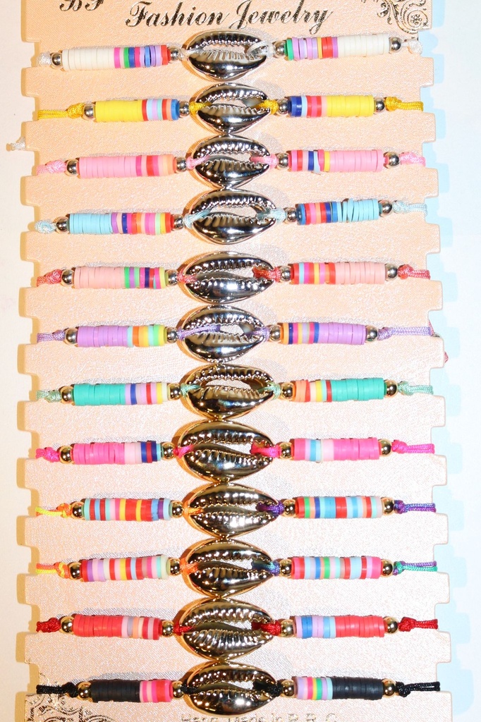 NARUKVICA SA ŠKOLJKAMA