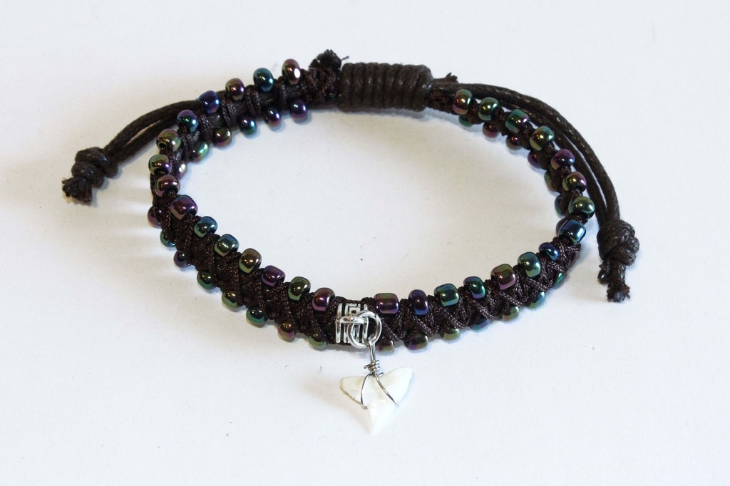 NARUKVICA OD POLIESTERA