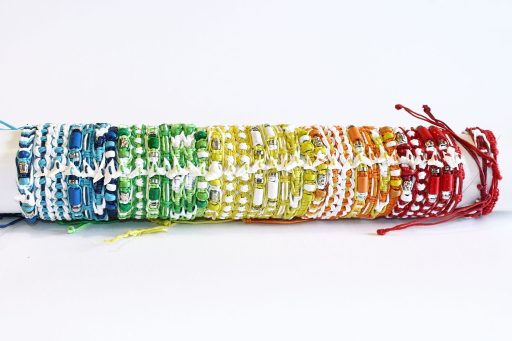 NARUKVICA OD POLIESTERA