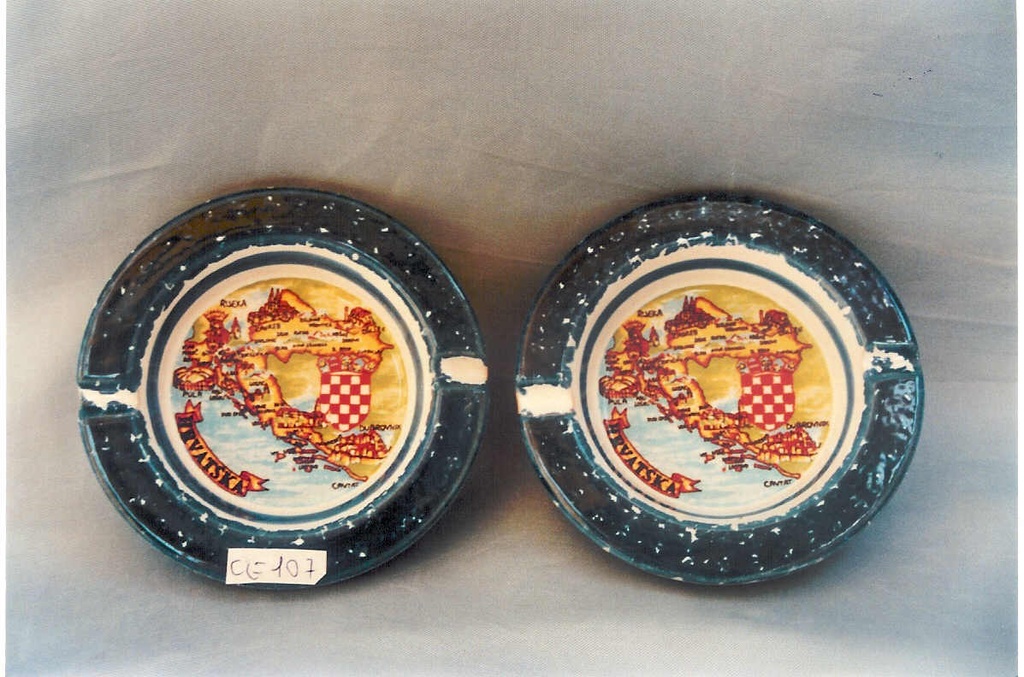 KERAMIČKA PEPELJARA