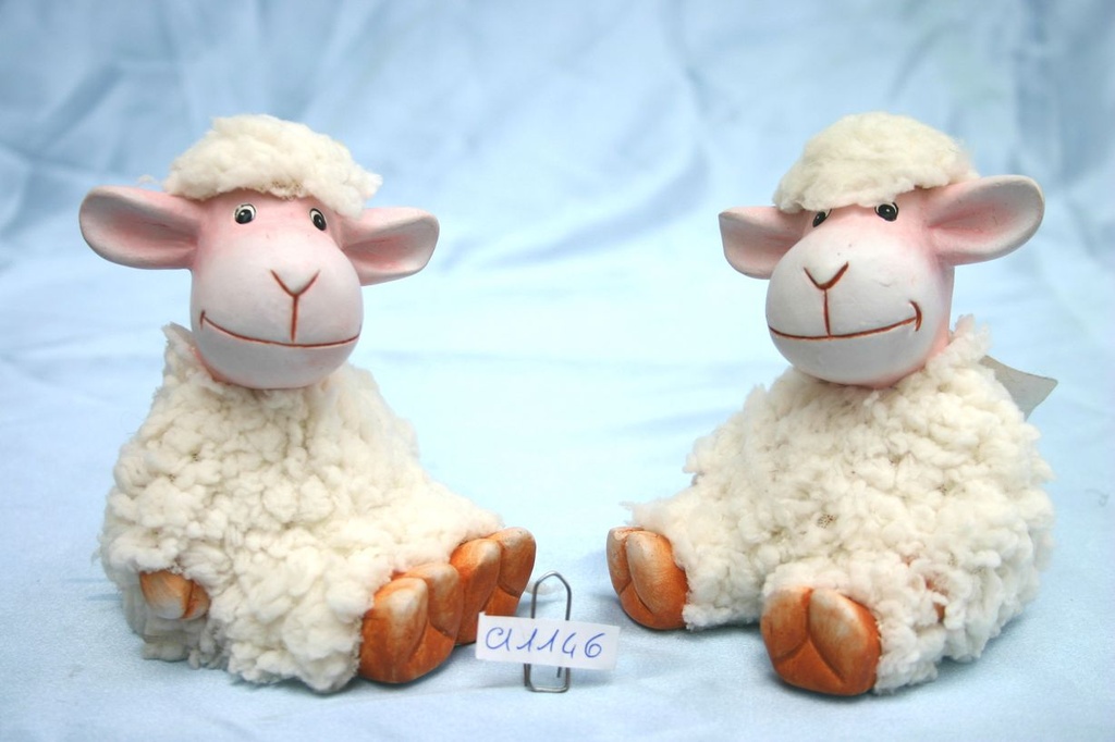 KERAMIČKA OVCA  9x10,5x11,5 