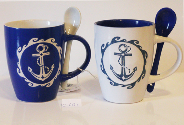 KERAMIČKA ŠALICA  SA ŽLICOM H 10.5 CM 