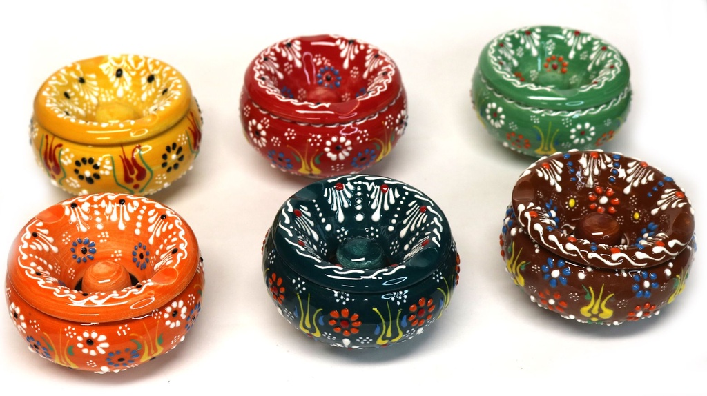 KERAMIČKA PEPELJARA 8.5 CM  