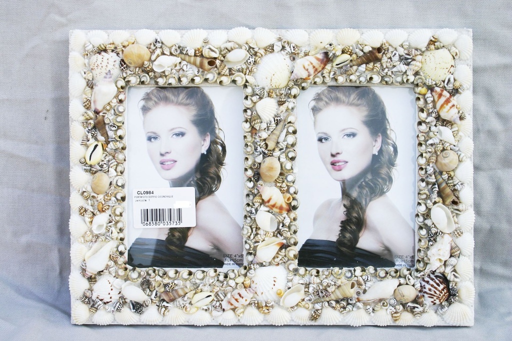 OKVIR ZA SLIKU SA ŠKOLJKAMA 22x30 CM 