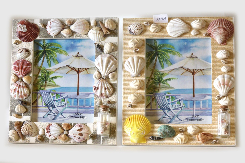 OKVIR ZA SLIKU OD ŠKOLJKI S BOČICOM 7" 