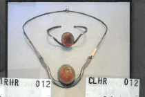 OGRLICA OD BAKRA SA ŠKOLJKOM