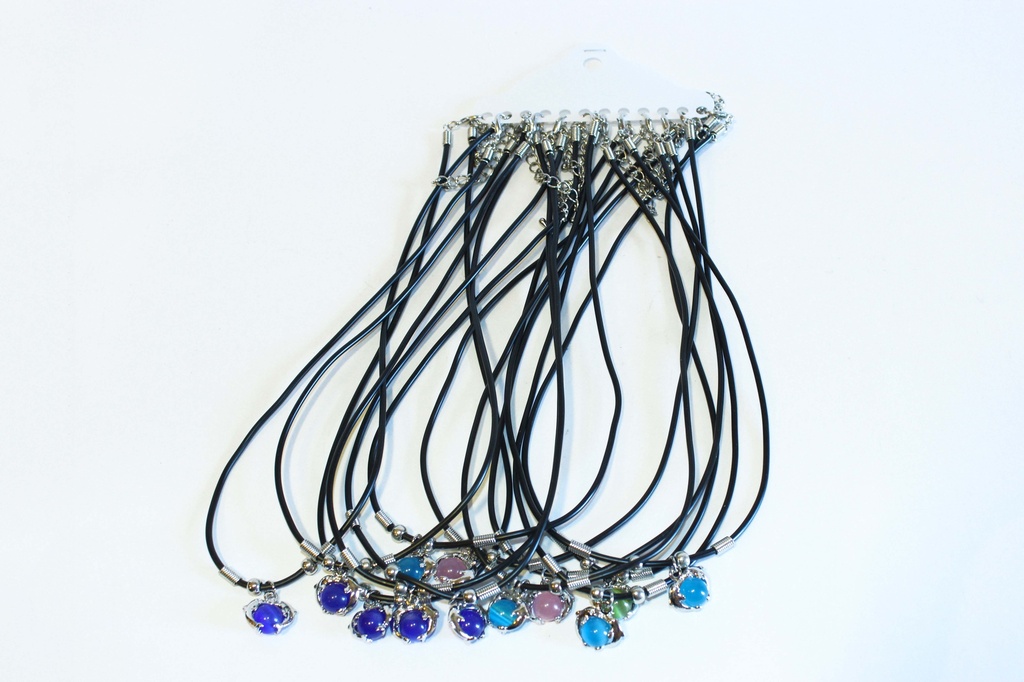 OGRLICA S PRIVJESKOM