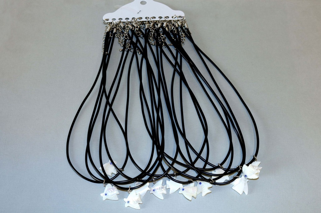 OGRLICA S PRIVJESKOM