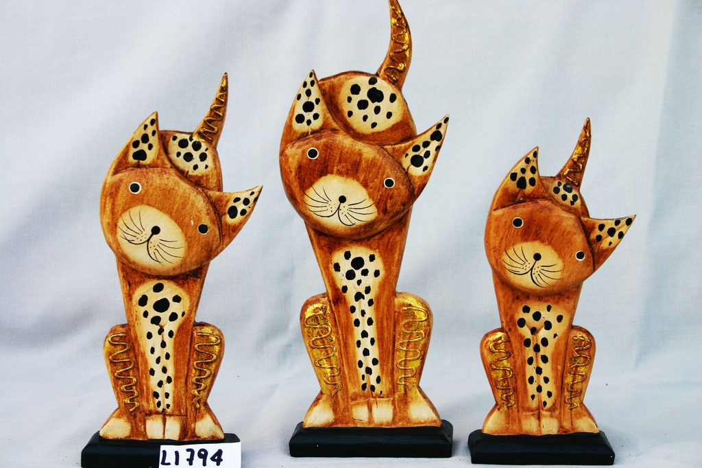 SET GATTO LEGNO PIATTO 20-25-30 cm. 