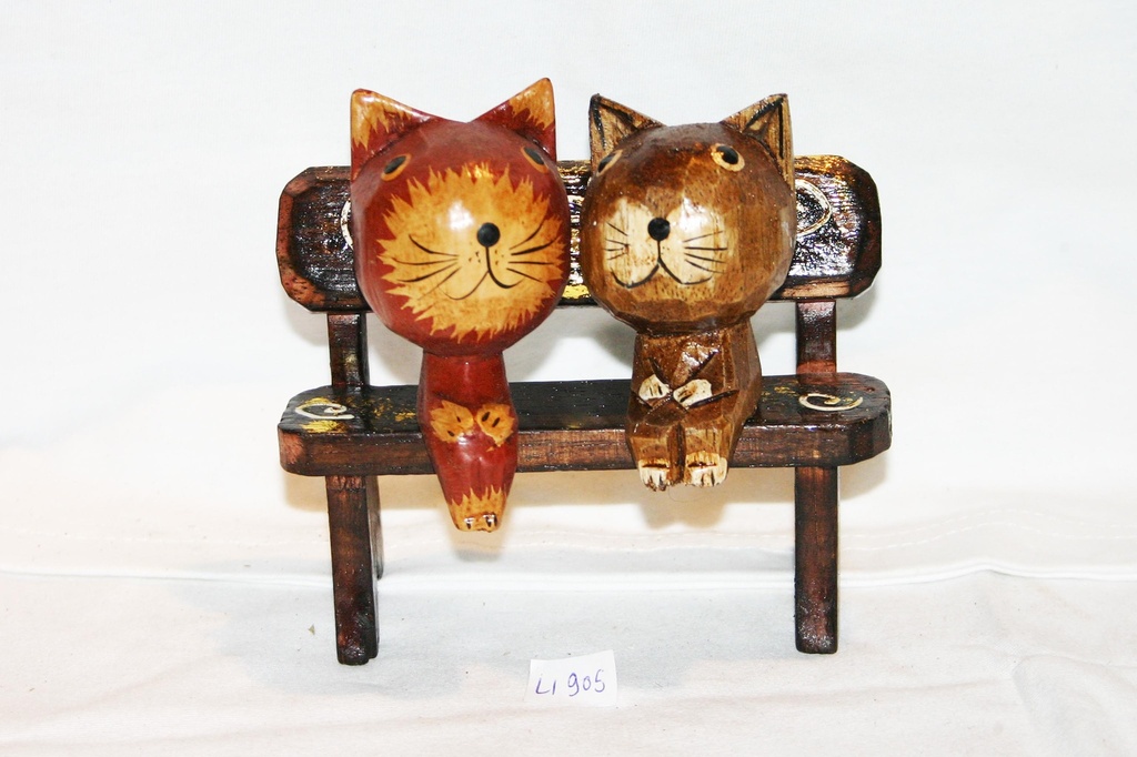 DRVENE MAČKE NA KLUPI CM 8 