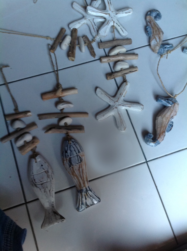 BASTONCINI LEGNO E SASSI SU CORDINI E STELLA LEGNO 