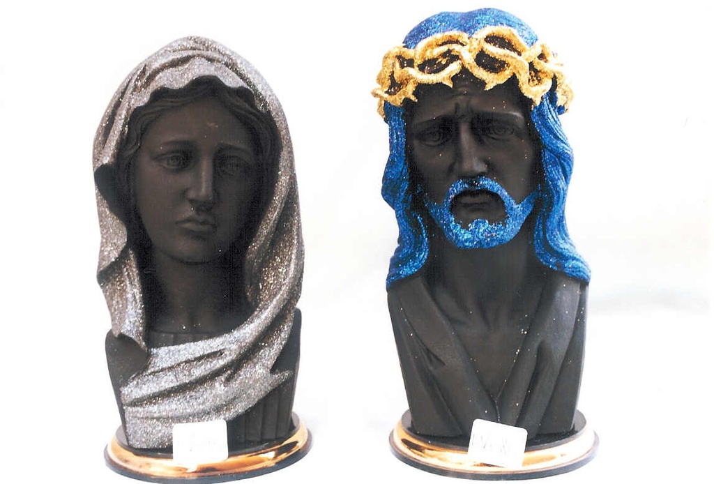MADONNA MAXI BUSTO GRIGIA C/BASE DORATA 