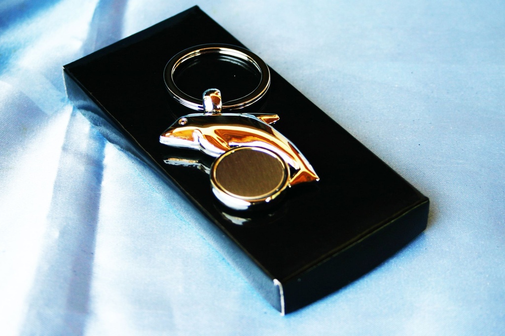 PERSONALIZIRANI METALNI PRIVJESAK ZA KLJUČEVE