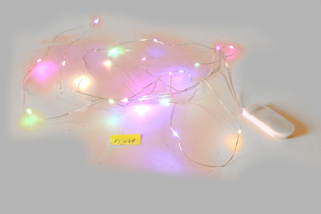 KABEL S LED SVJETLIMA   2 M