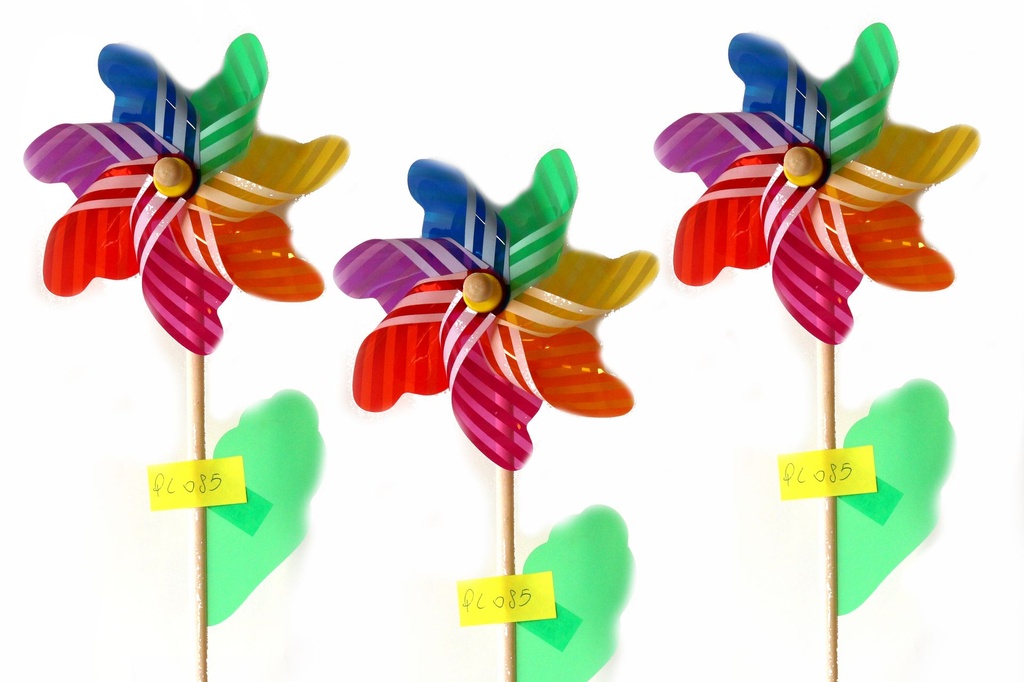 PLASTIČNA VJETRENJAČA DIAM CM 18  