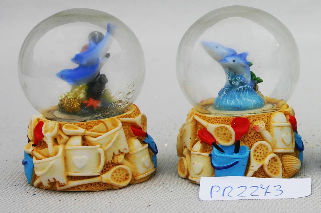 SNJEŽNA KUGLA OD SMOLE