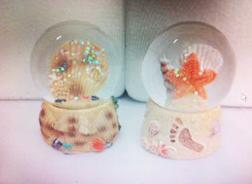 SNJEŽNA KUGLA OD SMOLE