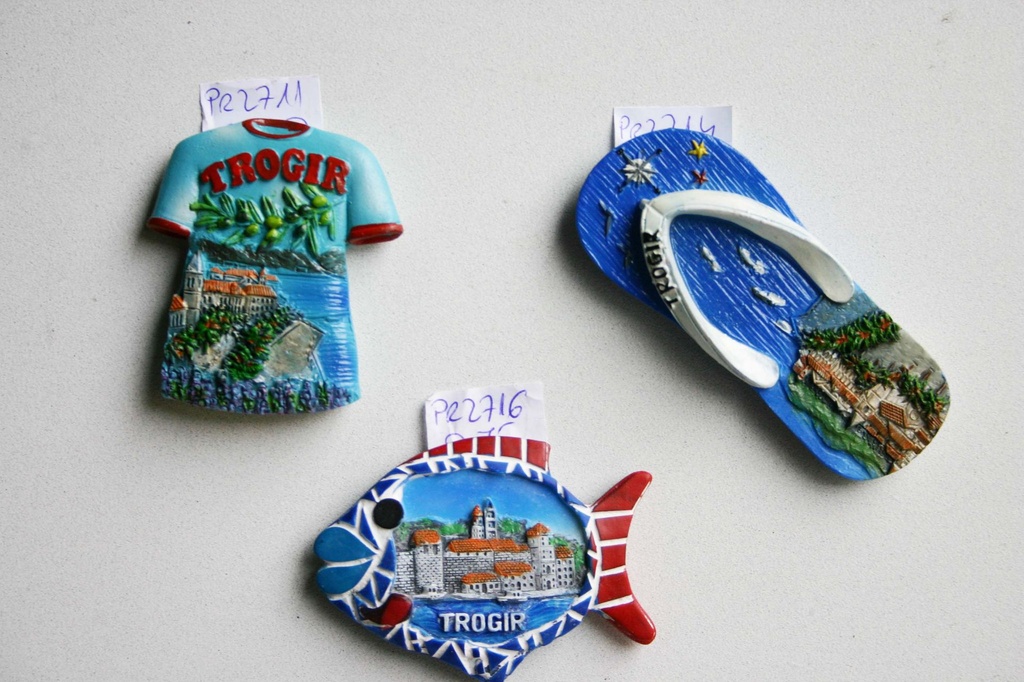 MAGNET OD SMOLE  TROGIR 