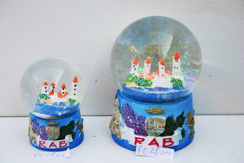 SNJEŽNA KUGLA OD SMOLE RAB 