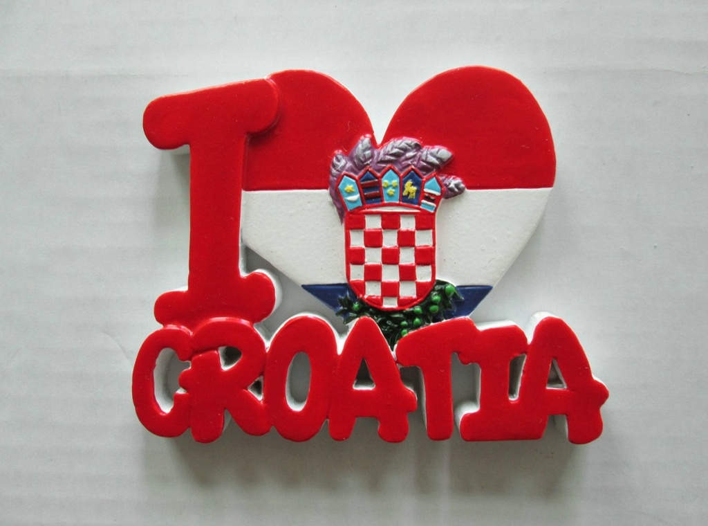 MAGNET OD SMOLE  I LOVE CROATIA 