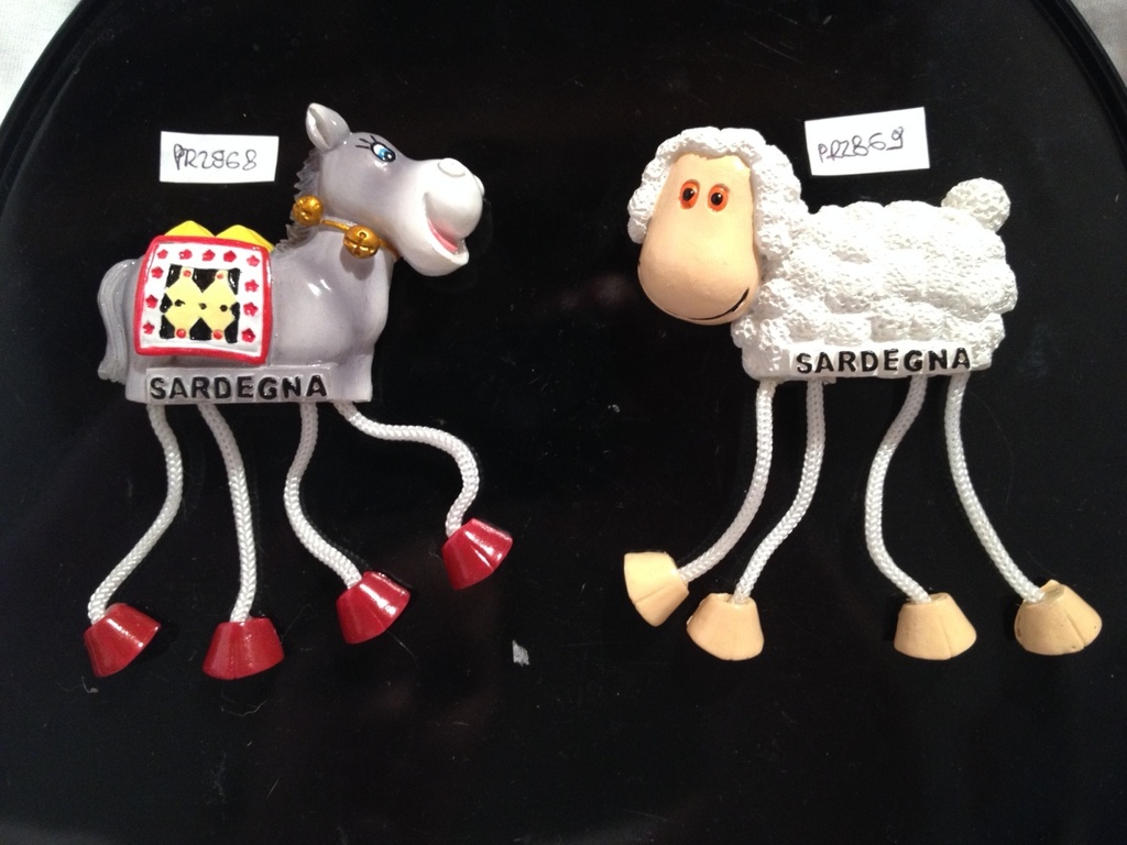 MAGNETE PECORA RES. SARDEGNA C/GAMBE 