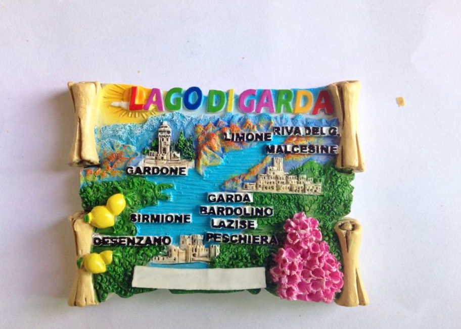 MAGNETE RESINA PERGAMENA LAGO DI GARDA 
