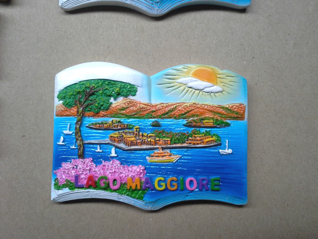 MAGNETE RESINA LIBRO LAGO MAGGIORE 