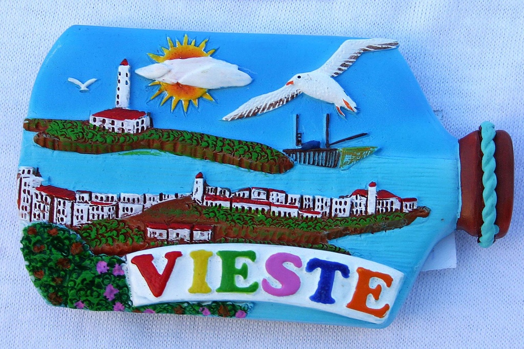 MAGNETE RESINA BOTTIGLIA VEDUTA VIESTE 