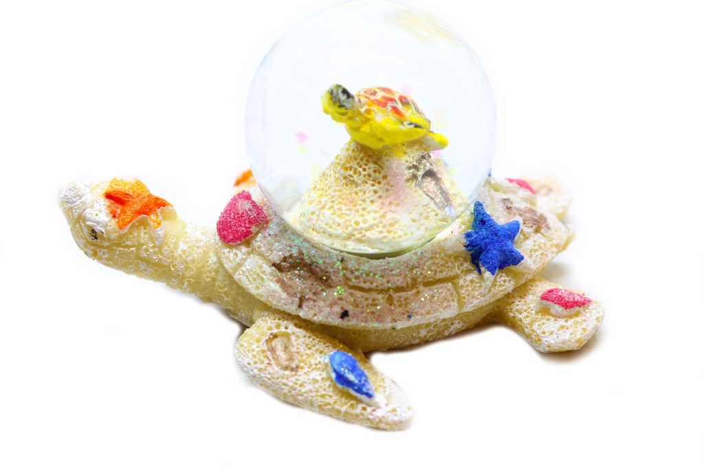 SNJEŽNA KUGLA OD SMOLE