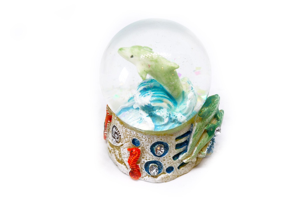 SNJEŽNA KUGLA OD SMOLE