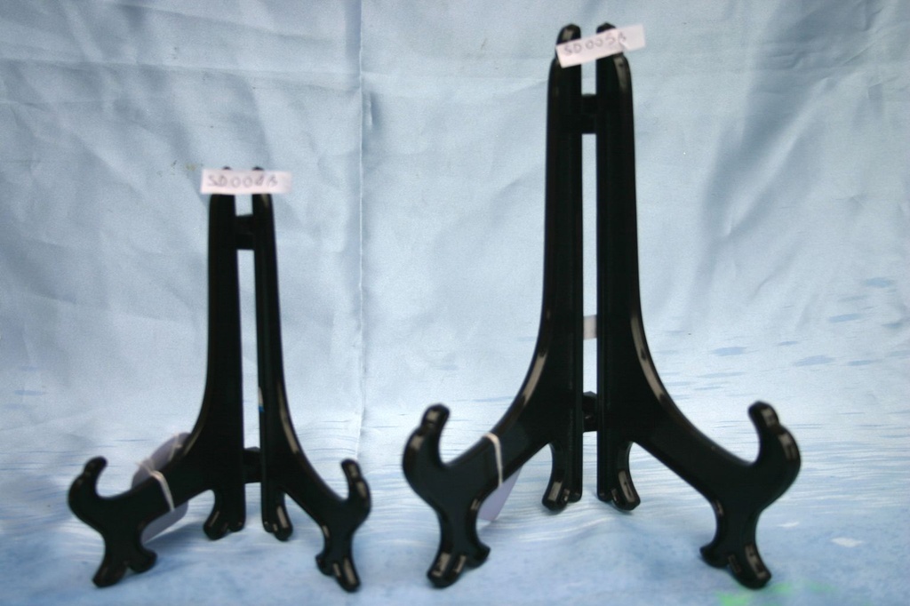 PLASTIČNI STALAK CRNI CM 18 