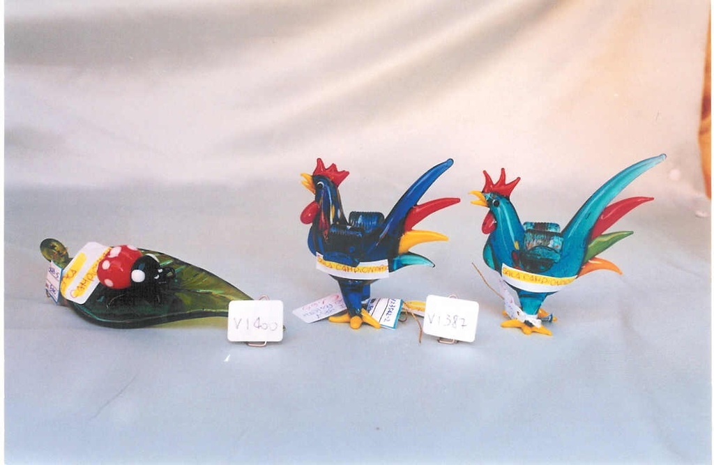 COCCINELLA VETRO SU FOGLIA 