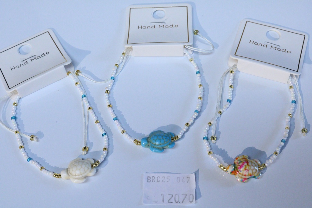 BRACCIALE PERLINE E RESINA