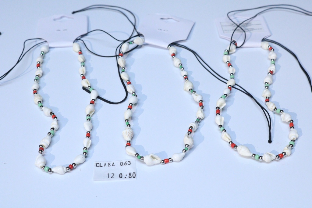 COLLANA PERLINE E CONCHIGLIA