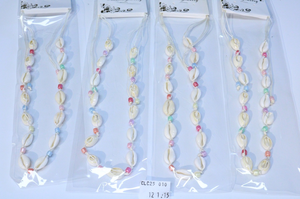 COLLANA PERLINE E CONCHIGLIA